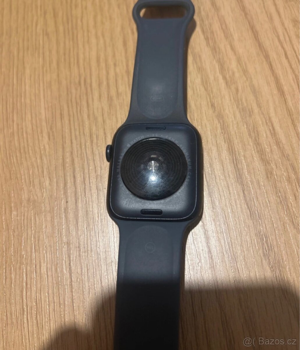 Apple Watch SE 2024 44mm - 5