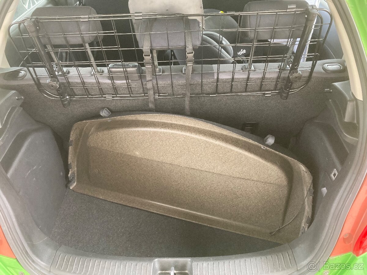 Prodám Mazda 2 1.3 55kw - 5