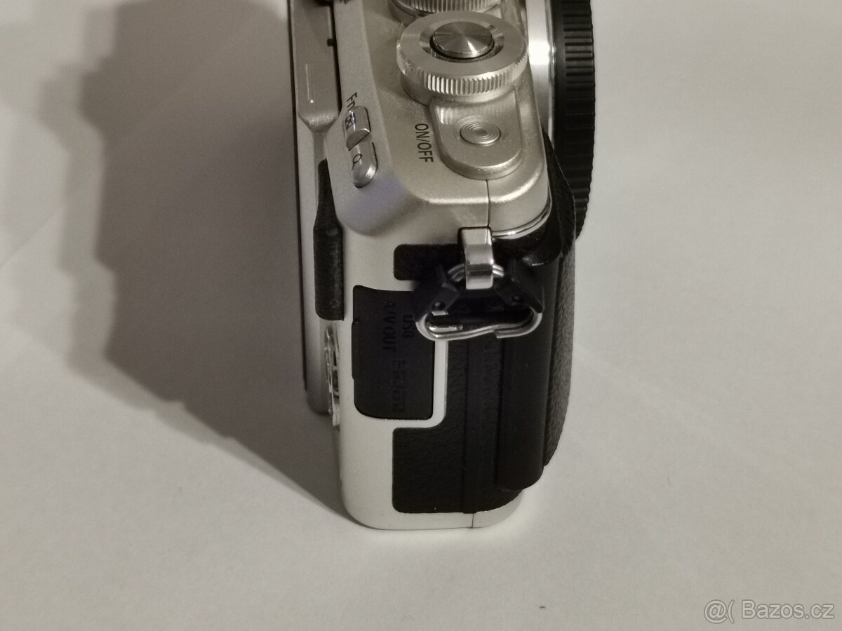 Olympus Pen PL-7 - 5