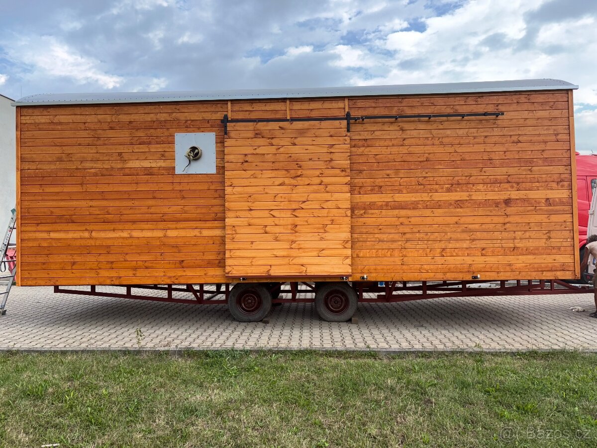 maringotka 8×3×2,5 m | Celoroční | Modřín - 5
