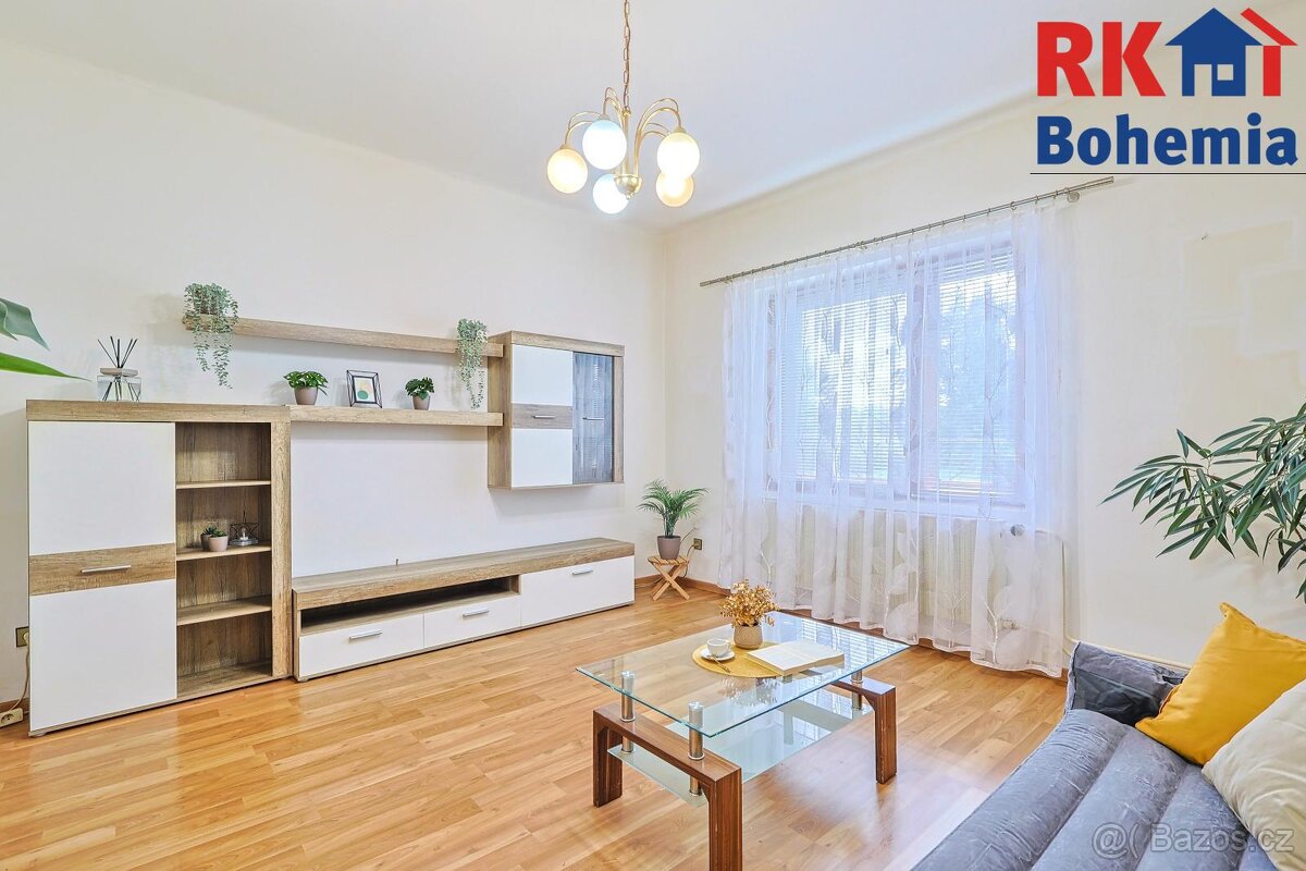 Prodej rodinného domu 2+1 s garáží s pozemkem 1177 m2 v Česk - 5