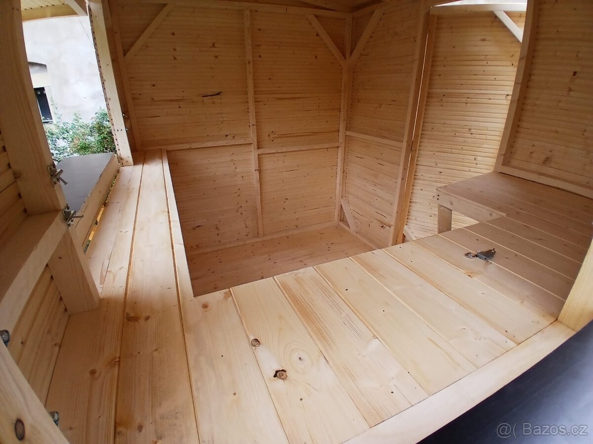 Dřevěný prodejní stánek - 5