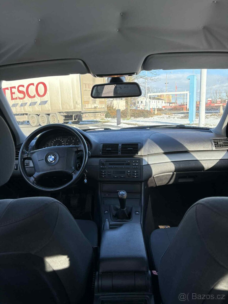 BMW 318i E46 - 5