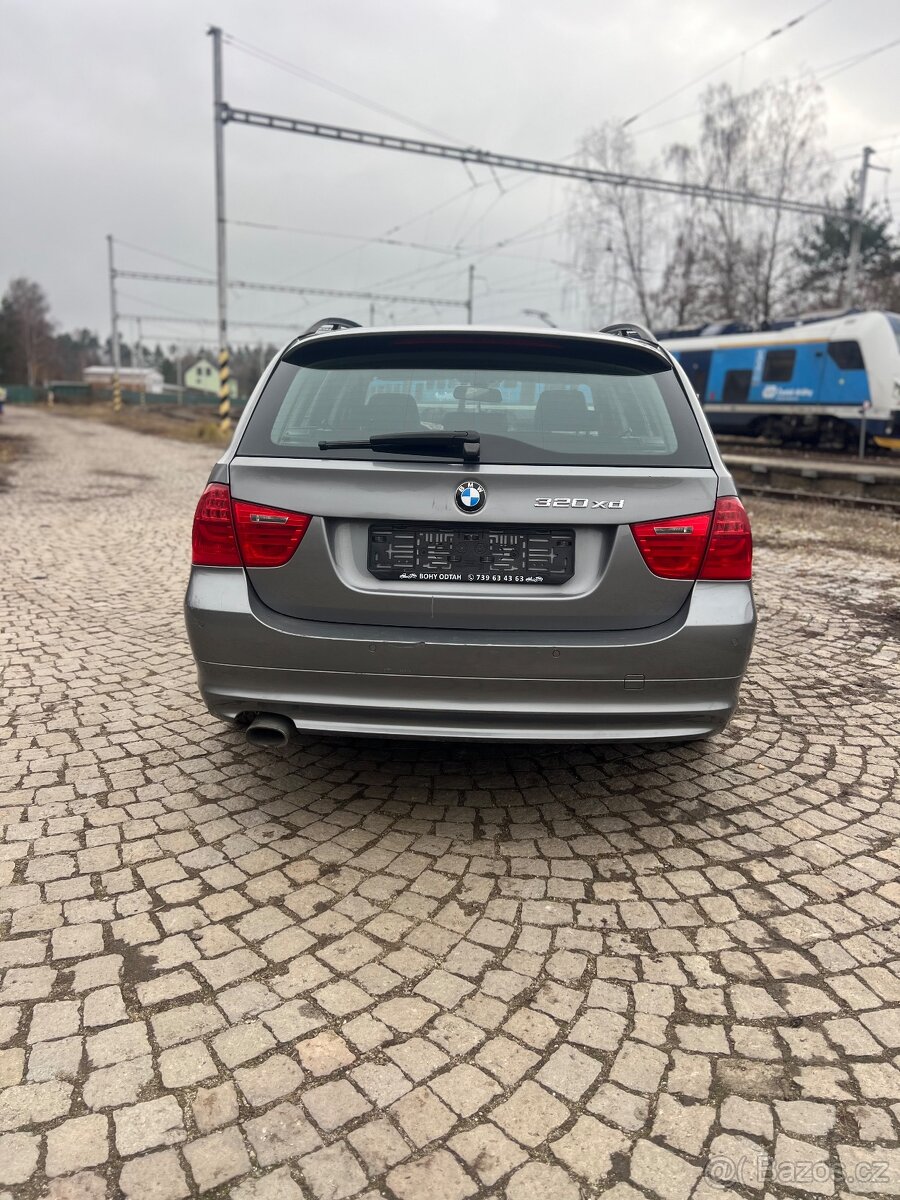 BMW e91 320xd facelift - 5