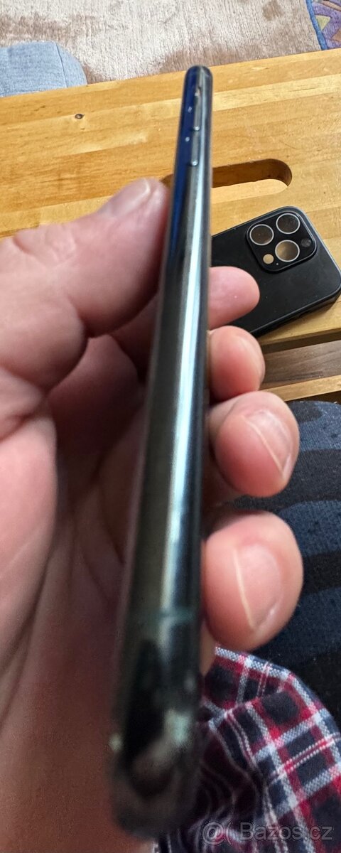 Apple už IPhone 11pro 64gb - 5