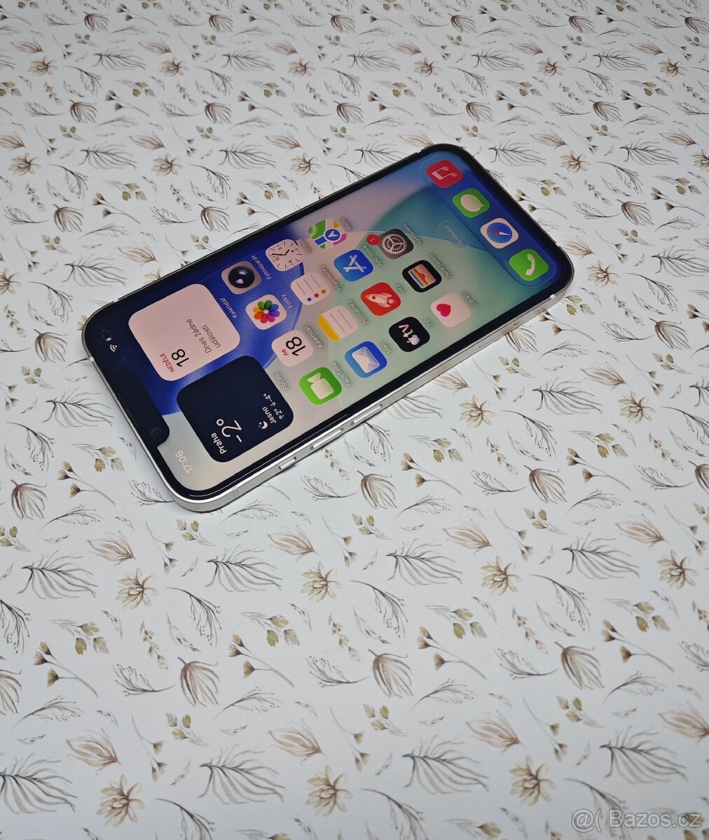 Apple iPhone 13 - 5