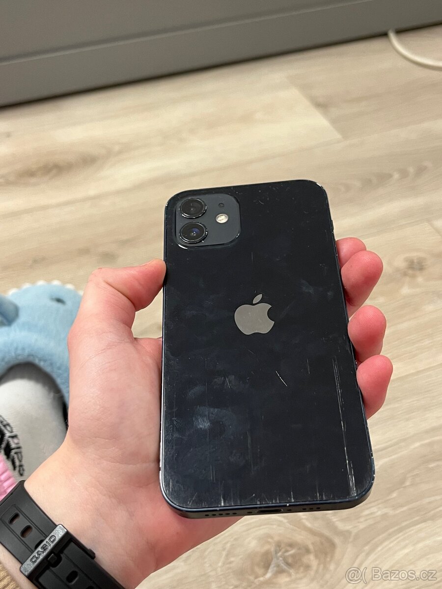 IPhone 12 Černý - 5