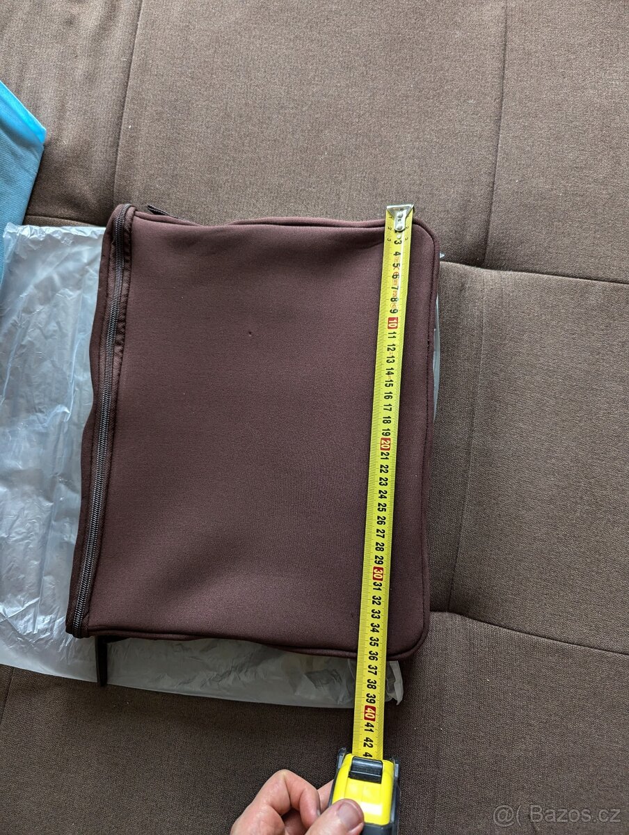 Hnědá kožená aktovka Piquardo - 5