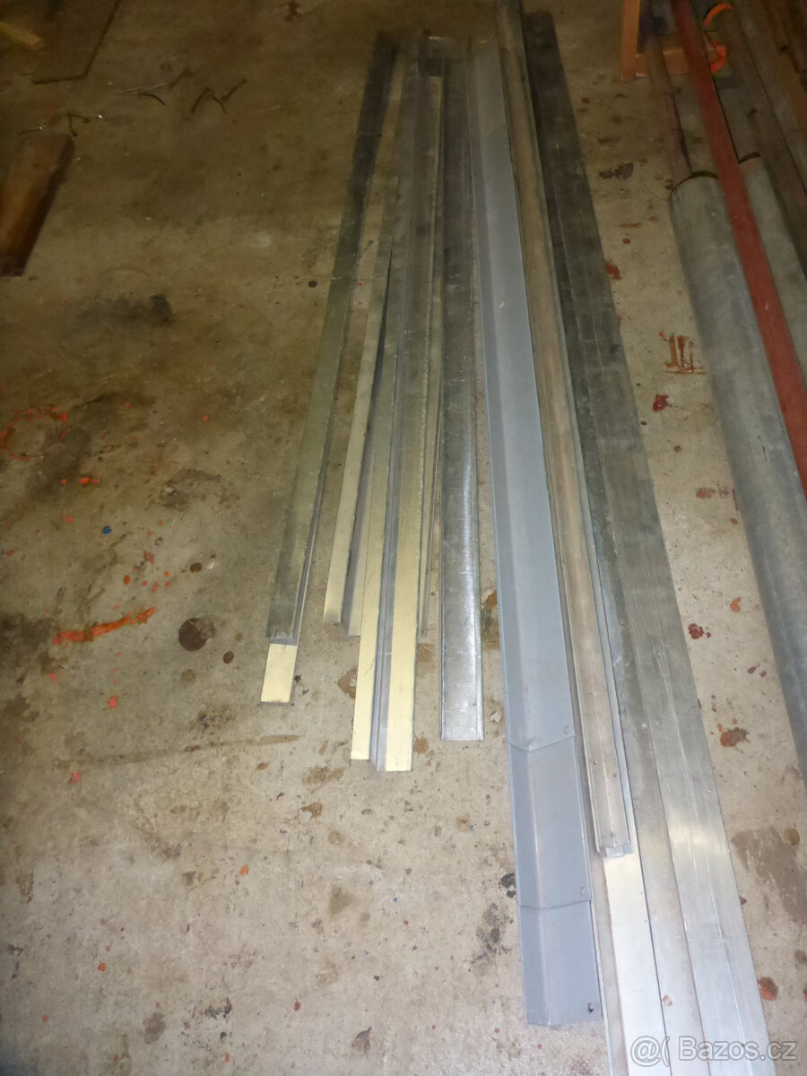 Různý kovový materiál - 5