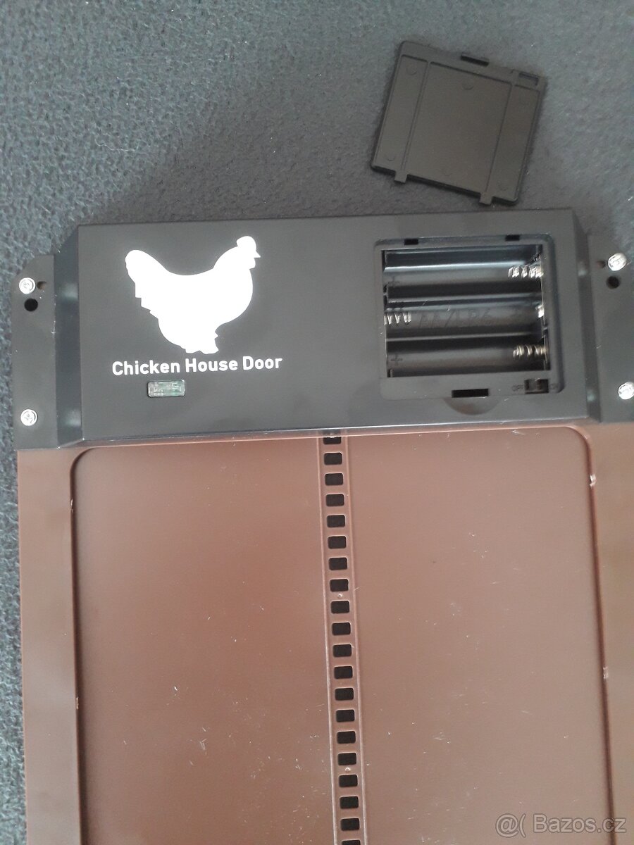 Automatická dvířka kurníku na světlo, nová. - 5