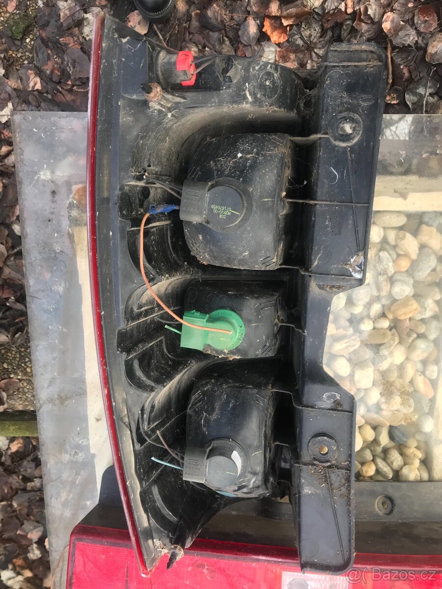 Predám zadné svetlá Chevrolet Suburban, Tahoe