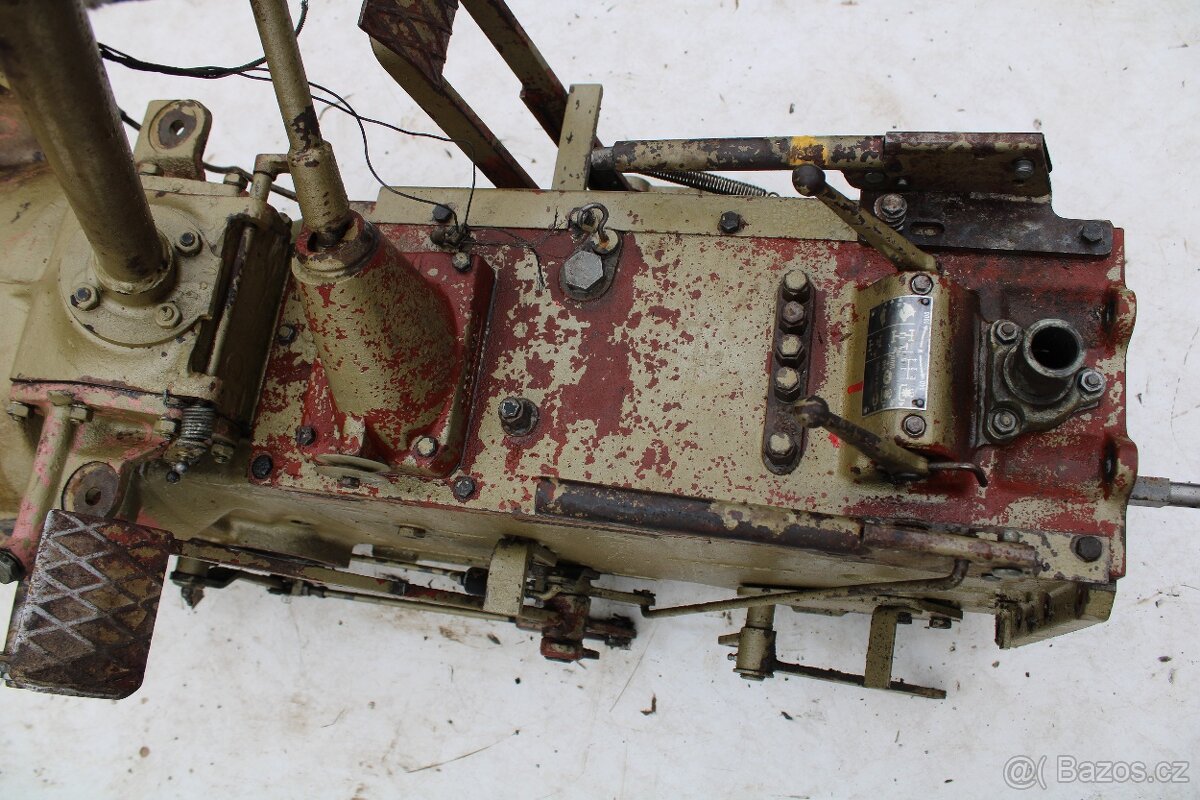 Zetor 6945 převodovka - 5