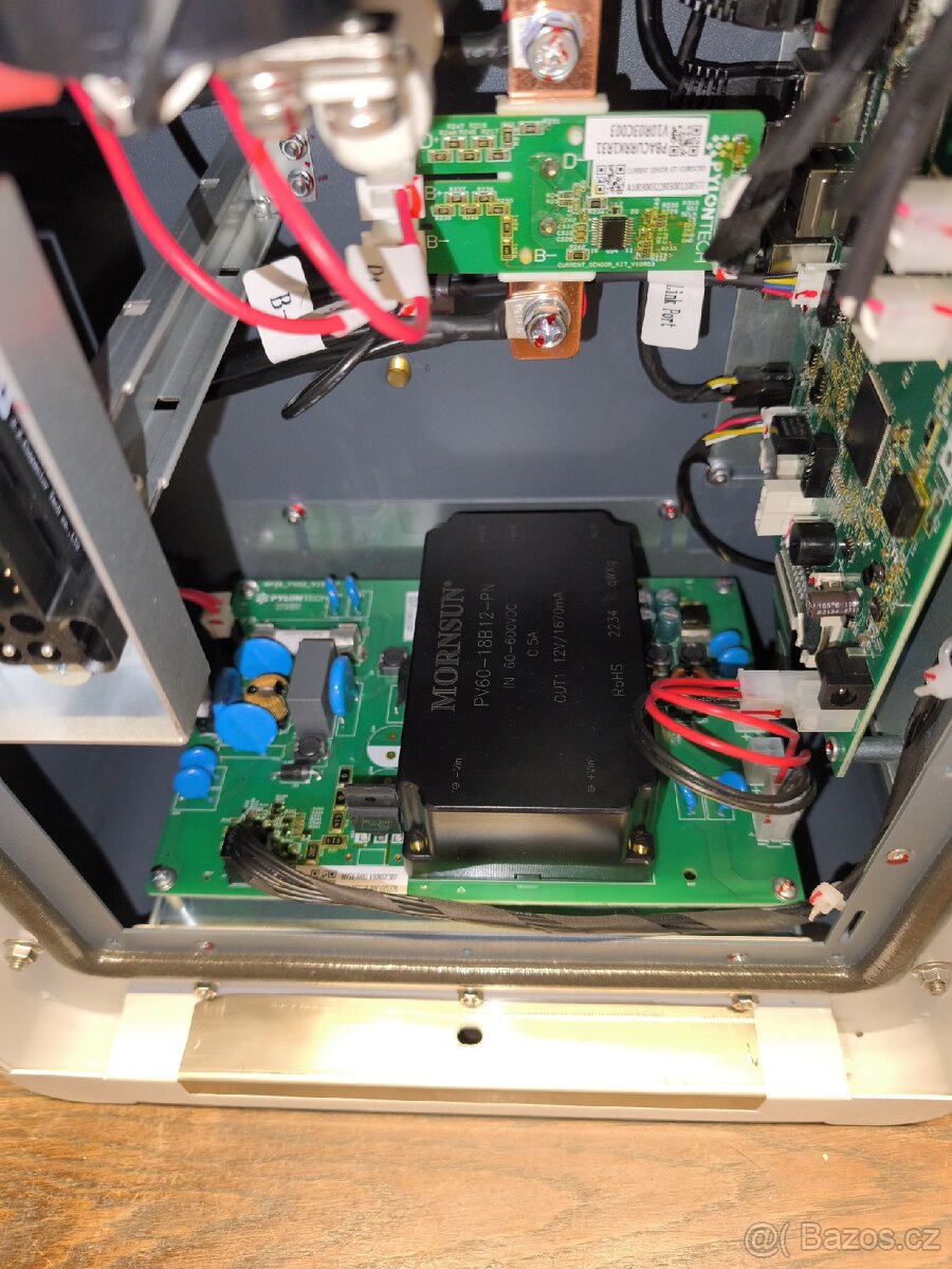 Pylontech BMS nabíječka - 5