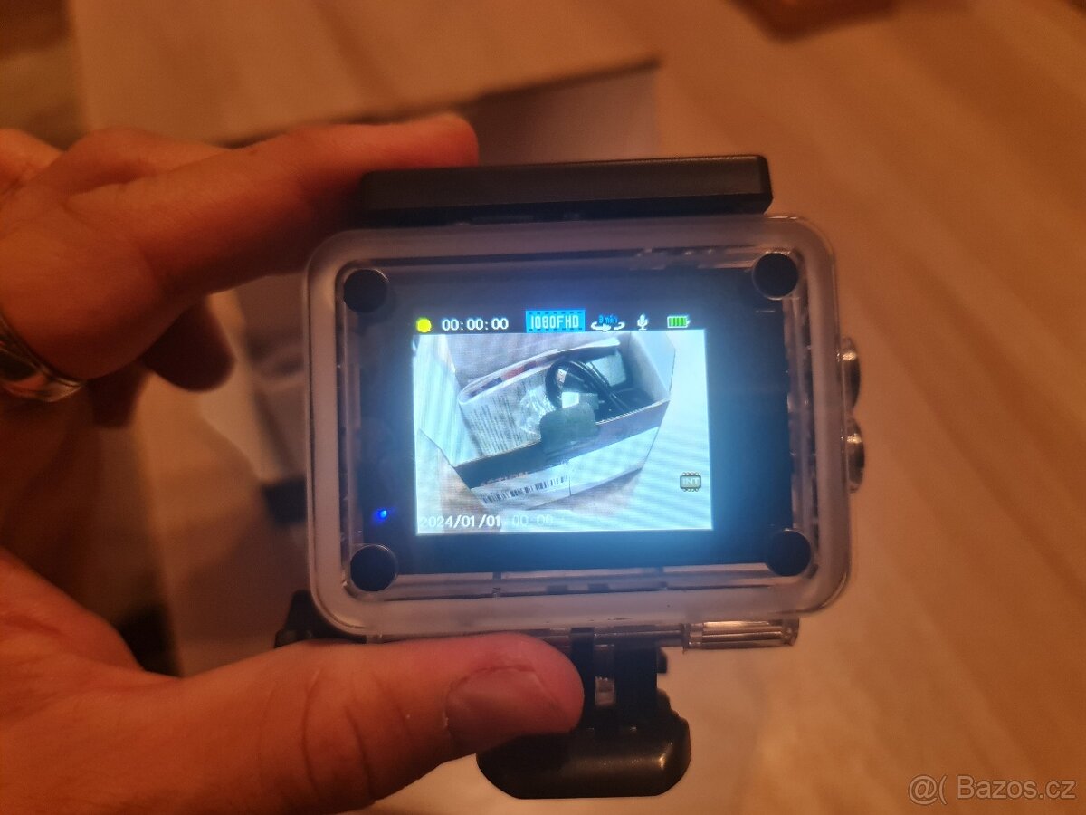 Outdoorová sportovní kamera 4K + bohaté příslušenství nová - 5