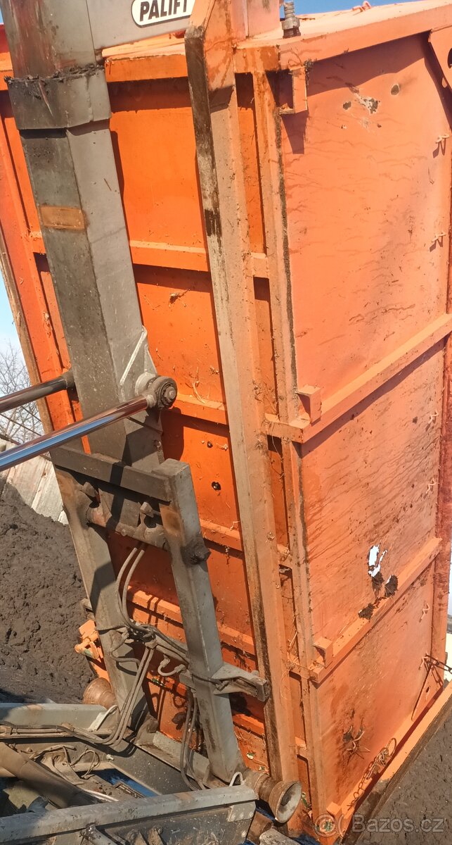 Kontejner chodníkový avia - 5