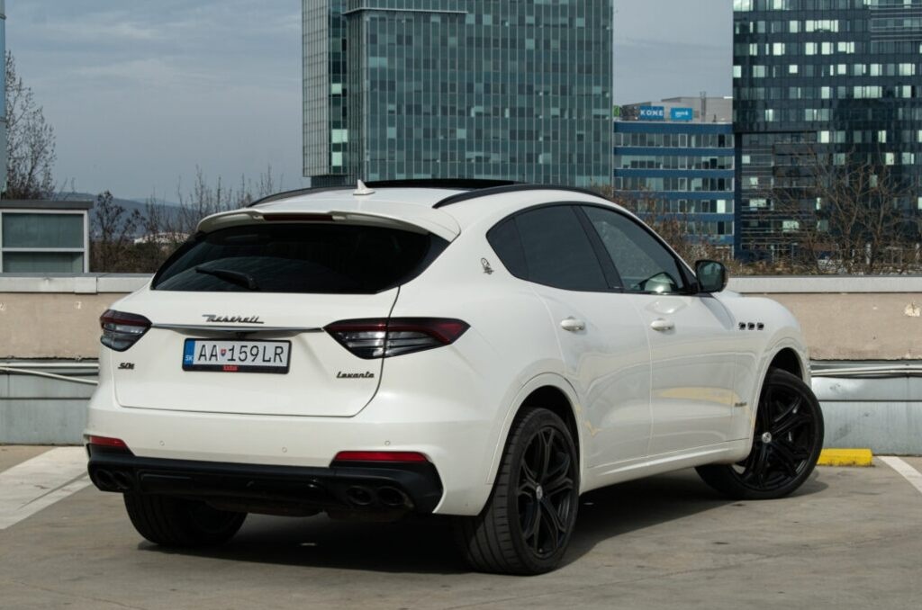 Maserati Levante SQ4 - 5