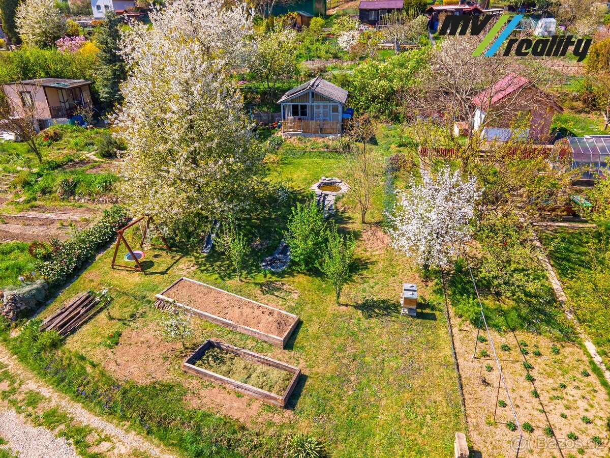 Kralupy nad Vltavou - Mikovice, pronájem chaty 18m2 na pozem - 5