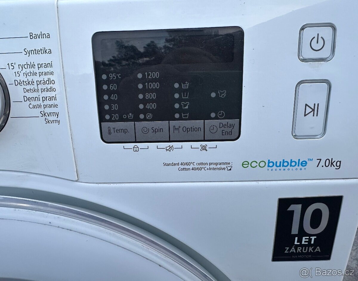 Pračka Samsung WF70F5E2U2W na 7kg - 5