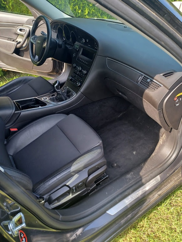 Prodám SAAB 9-5 NG. Nová cena - 5