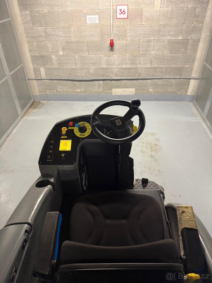 Karcher B 250 R - 2018 , 3070 hod , původ CZ - 5