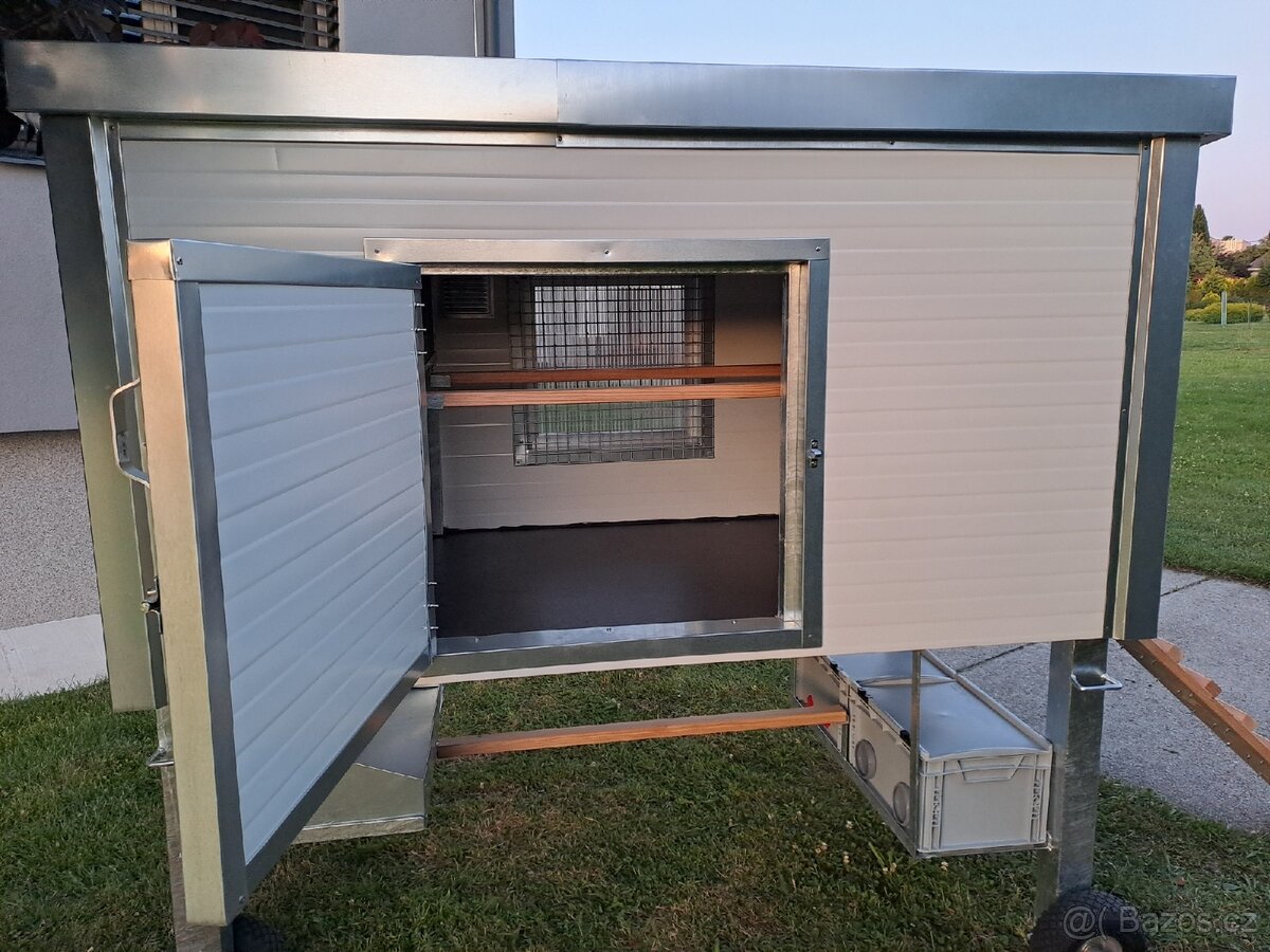 KURNÍK PRO SLEPICE - 5