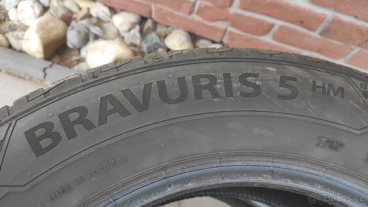 Barum bravuris 215/60/16 - 5