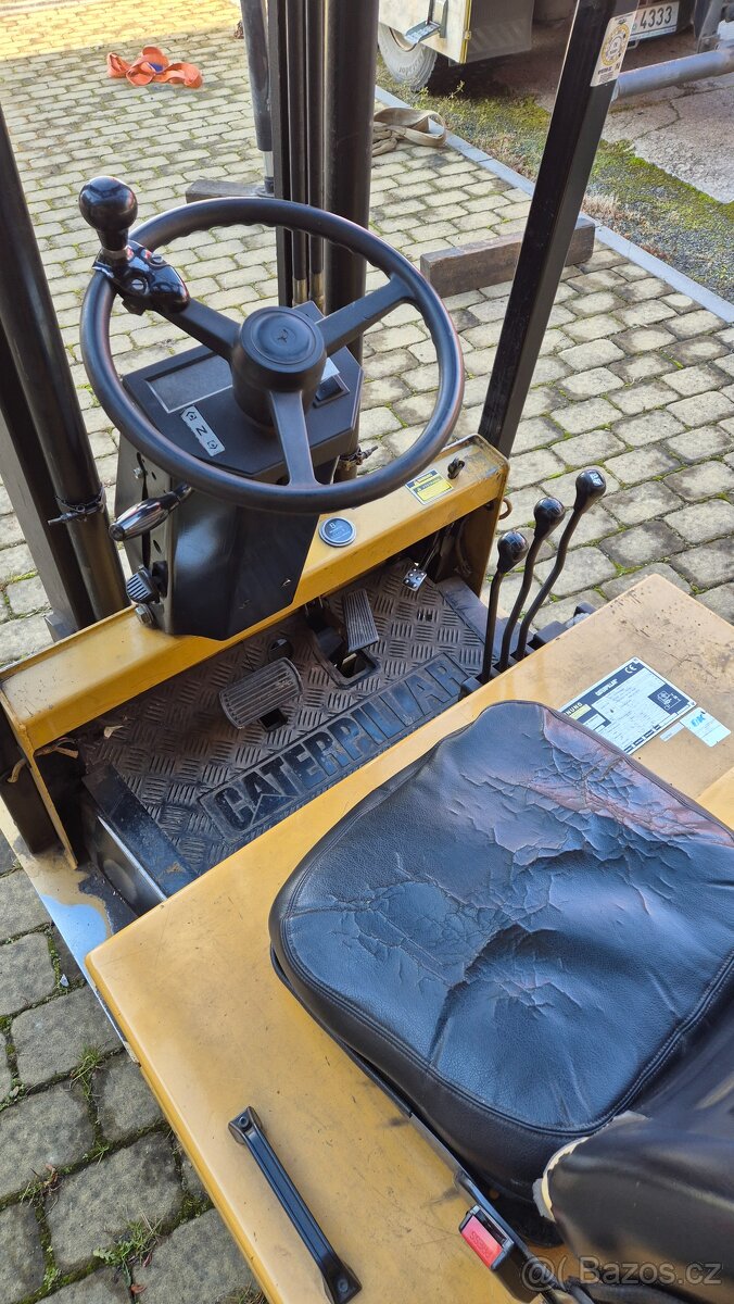 Elektrický Vysokozdvižný vozik s bočním posuvem - 5