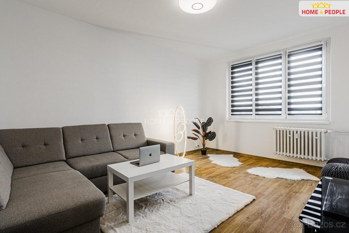 Prodej bytu 3+1, 65m2, Karlovy Vary - Stará Role - 5