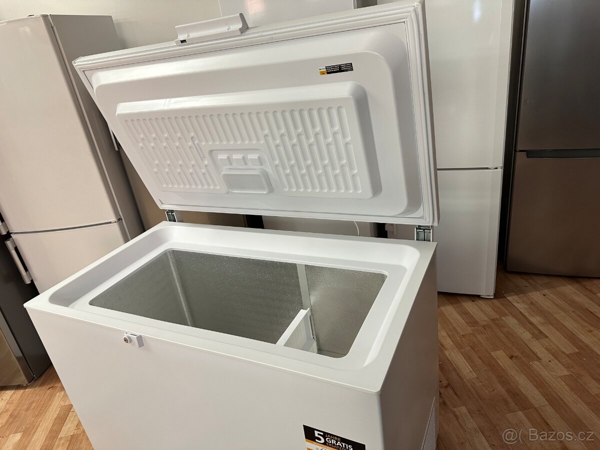 Mrazák Bauknecht (220) - 5