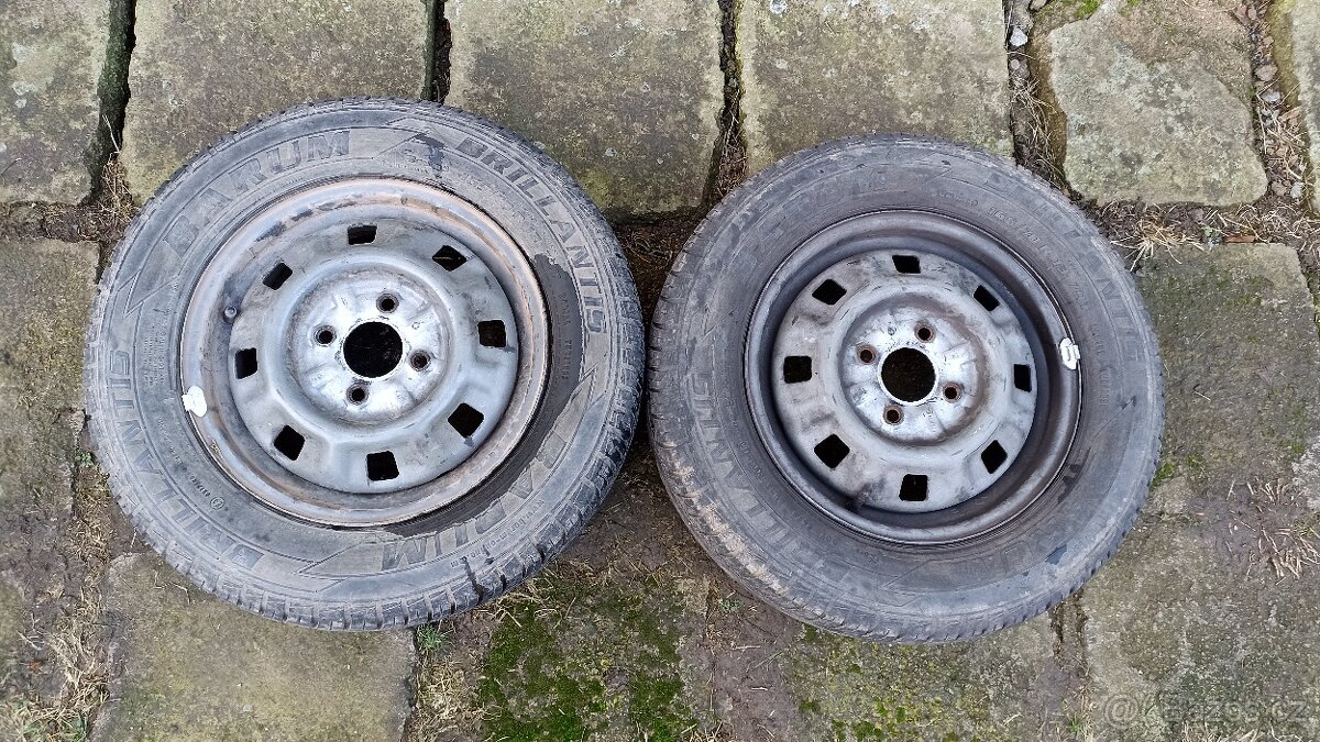 Přívěsný vozík za auto - 5