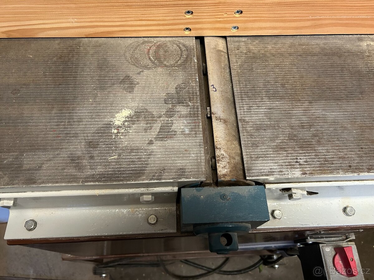 HOBLOVKA,SROVNÁVAČKA---300 - 5