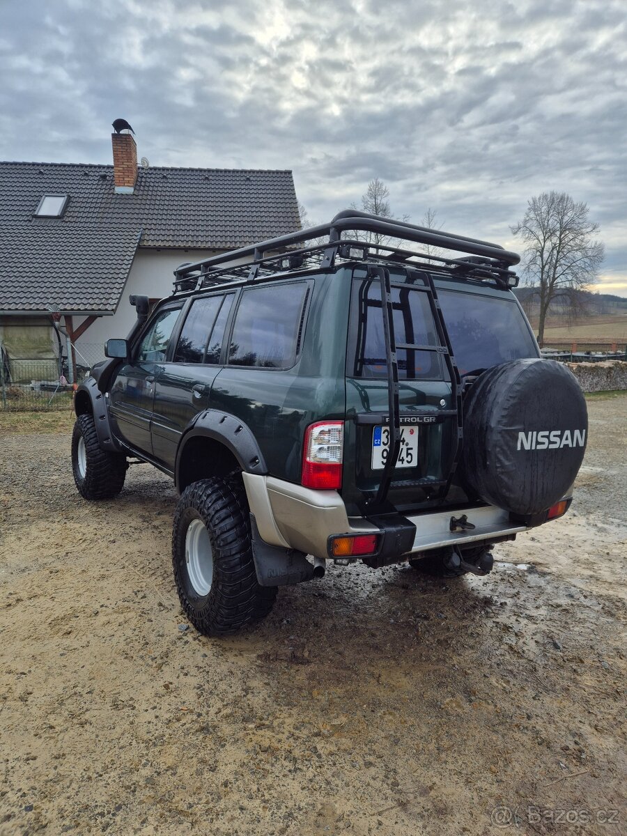 Nissan Patrol Y61. 2.8td