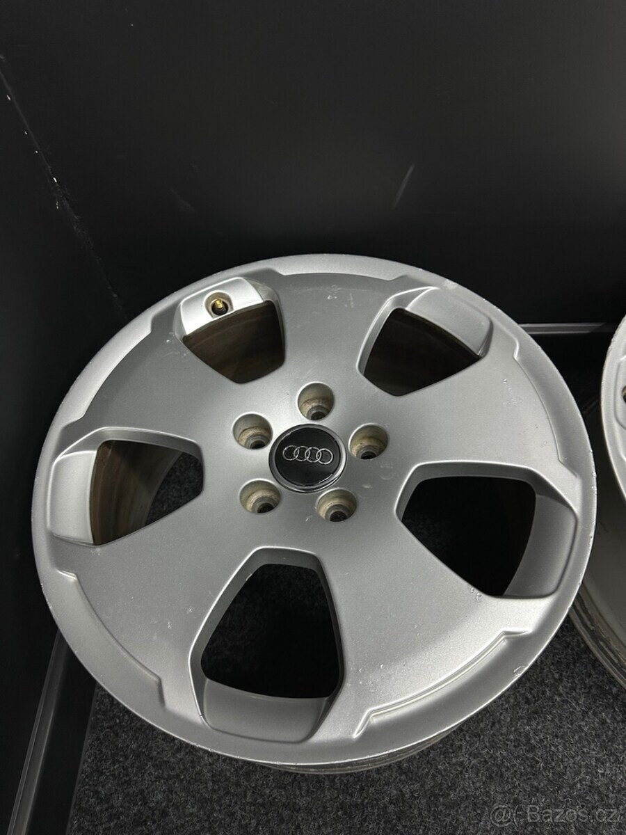 Alu AUDI 5x112 17” 8P0601025C - 5