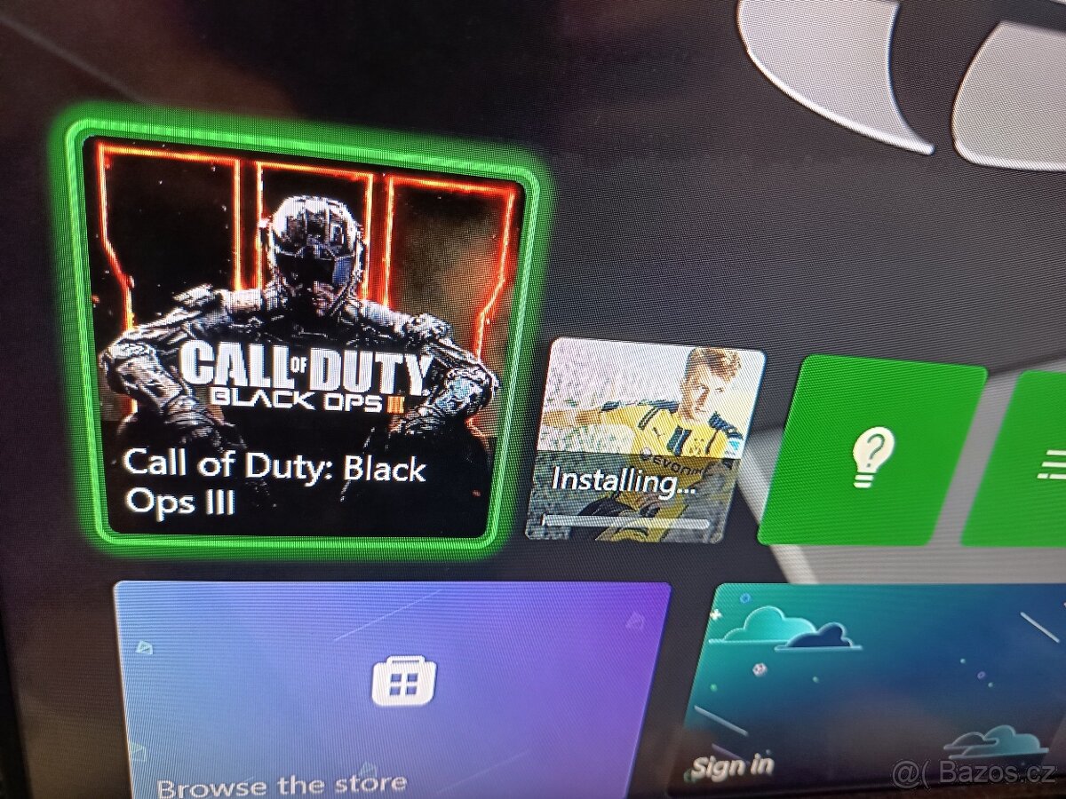 Xbox One 500GB + 10 her - 5