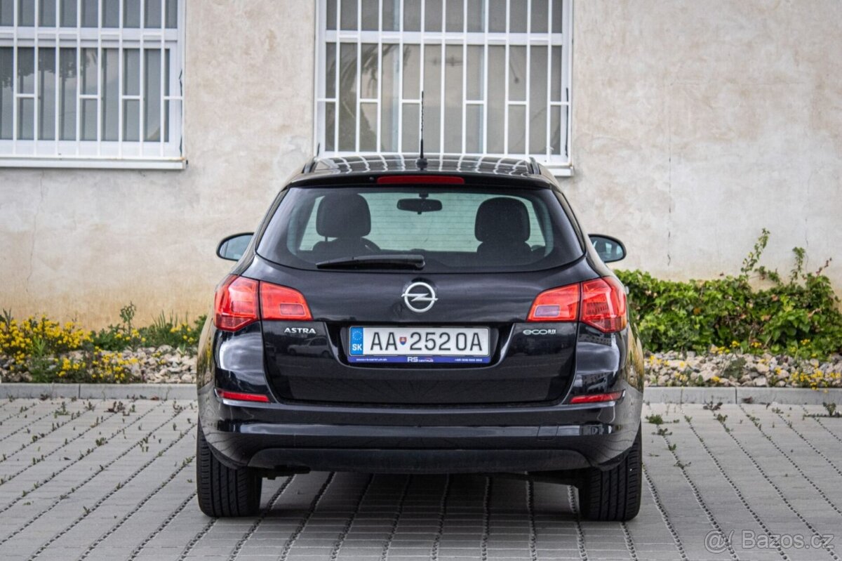 Opel Astra J 1.4 74 kW - 5
