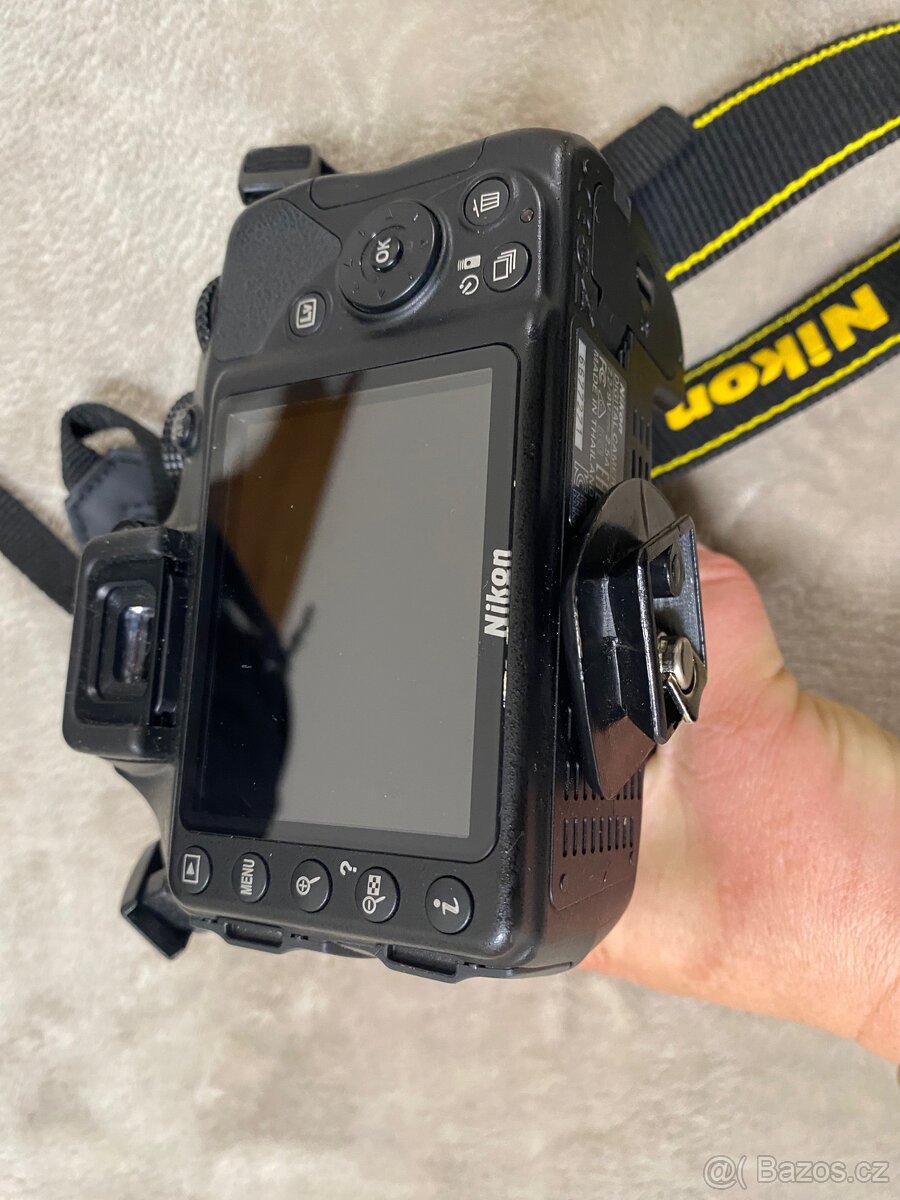 Zrcadlovka Nikon D300 - 5