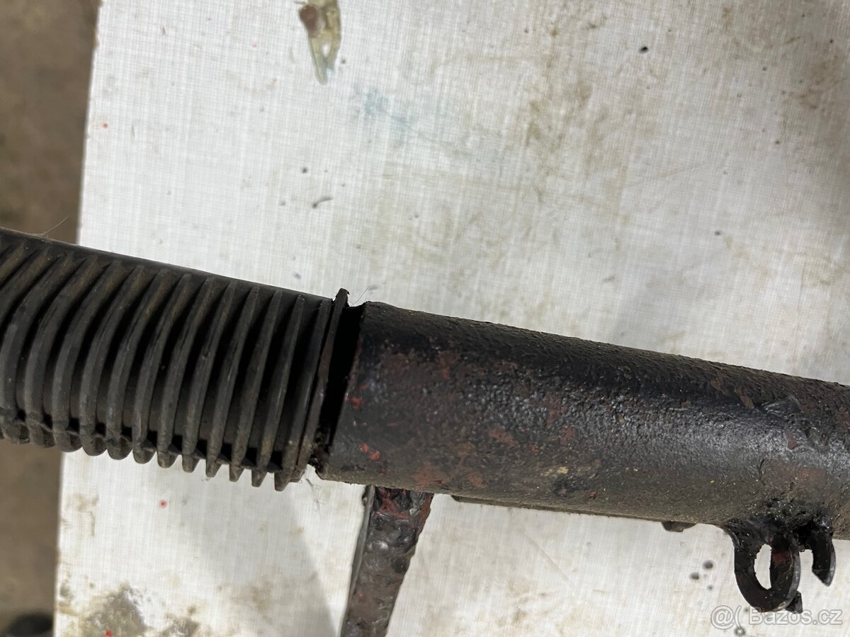 Kříž Jawa pionýr - 5