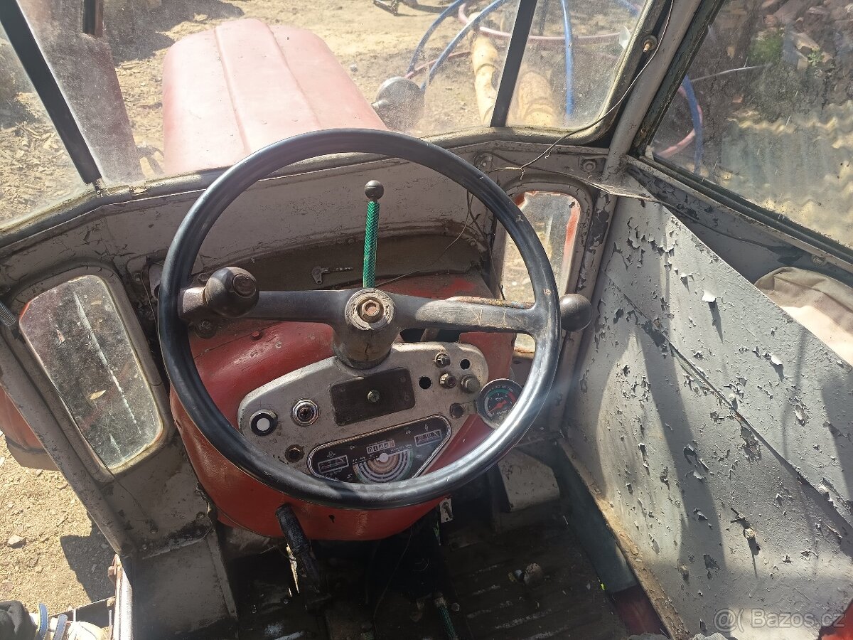 Prodám traktor Zetor 3011 - 5
