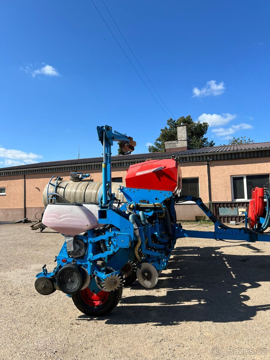 Secí stroj na kukuřici MONOSEM - 5