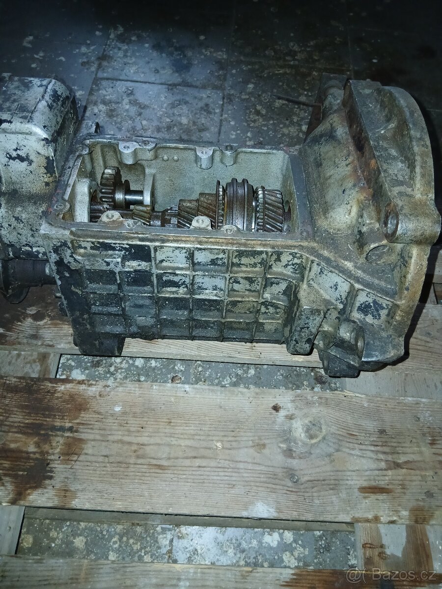 Prodám převodovku na Multicar M25 - 5