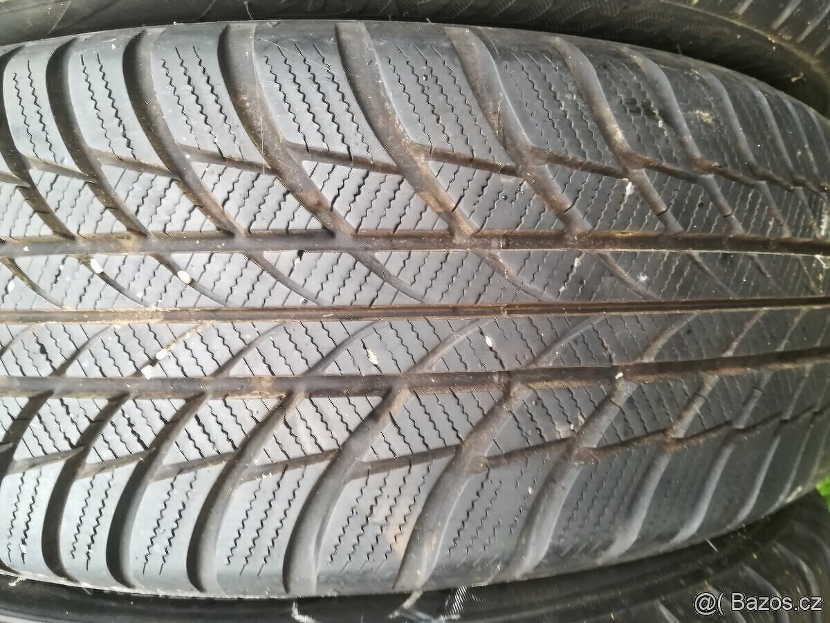 185/60/16 zimni pneu PIRELLI a BRIDGESTONE 185 60 16 - 5