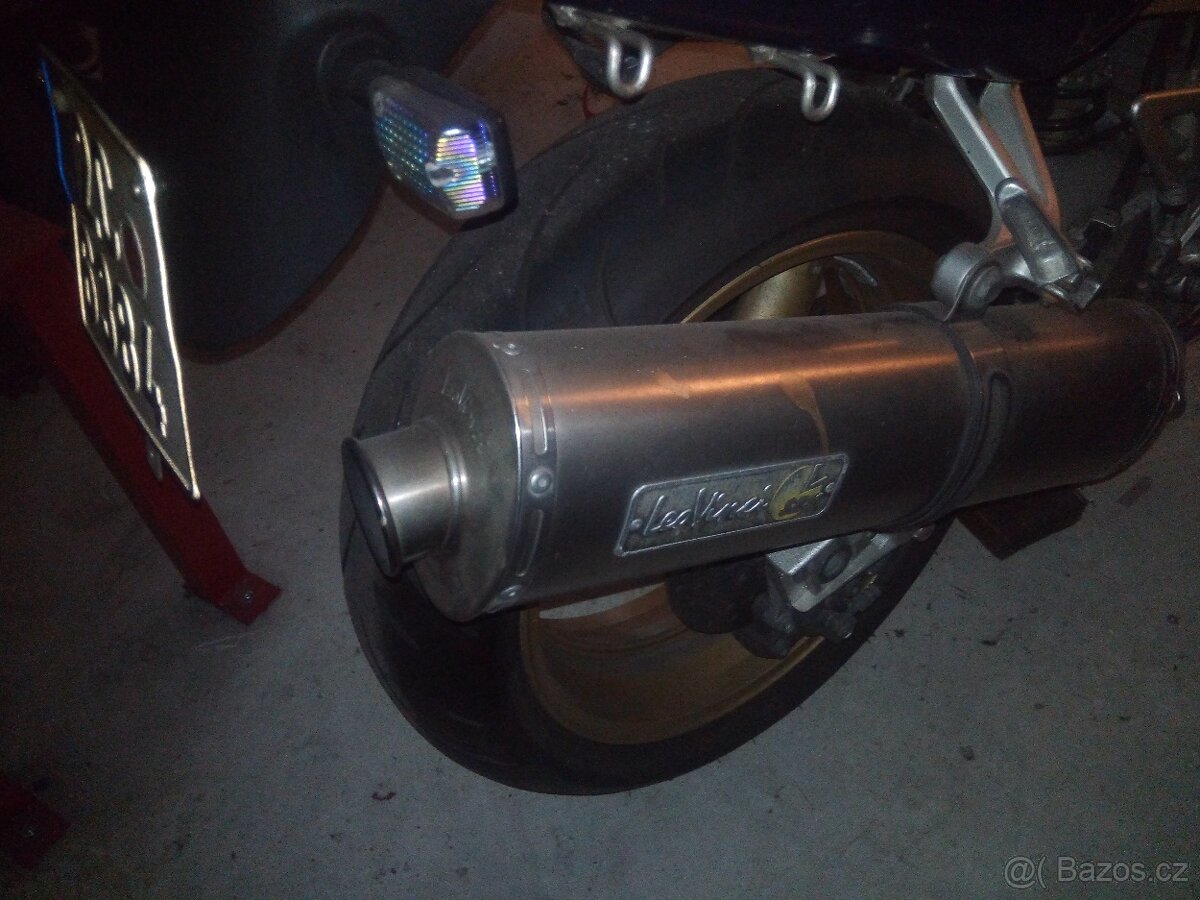 SUZUKI GSX-R 600 SRAD - 5