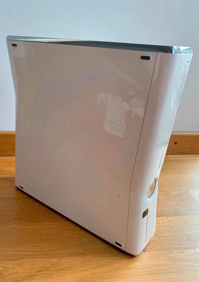 Xbox 360 White + Kinect + 2 ovladače - 5