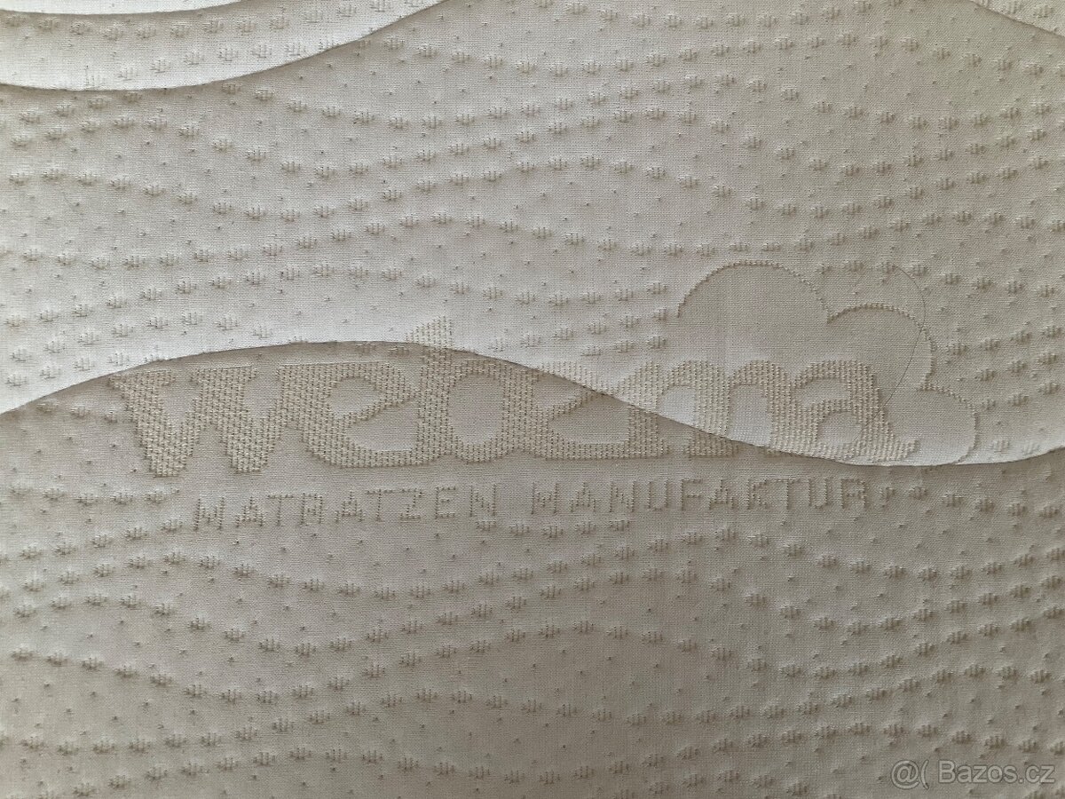 Velká manželská postel akácie Masiv - 5