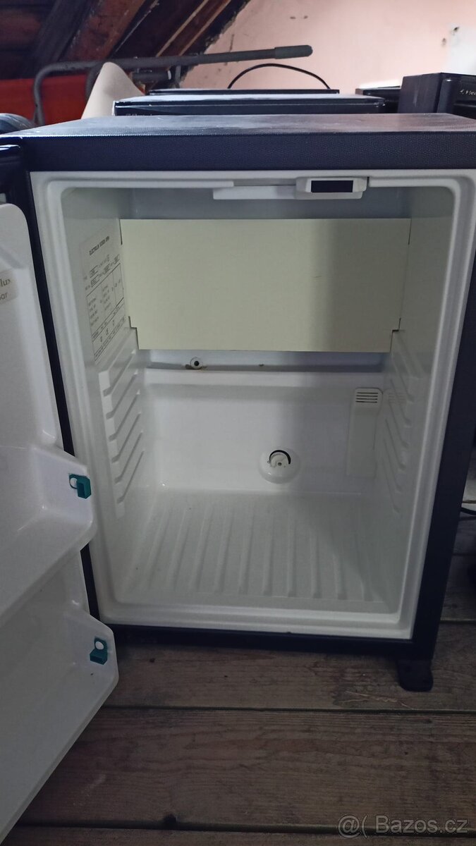 Minibar Electrolux - 5
