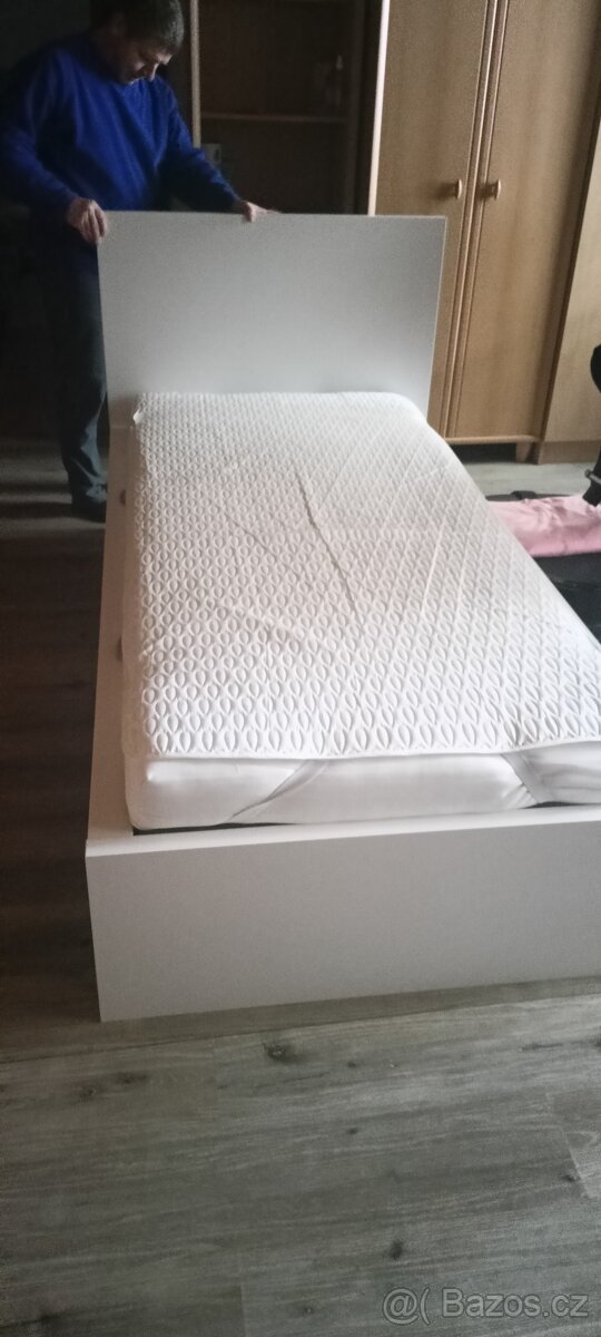 Postel s matrací - 5