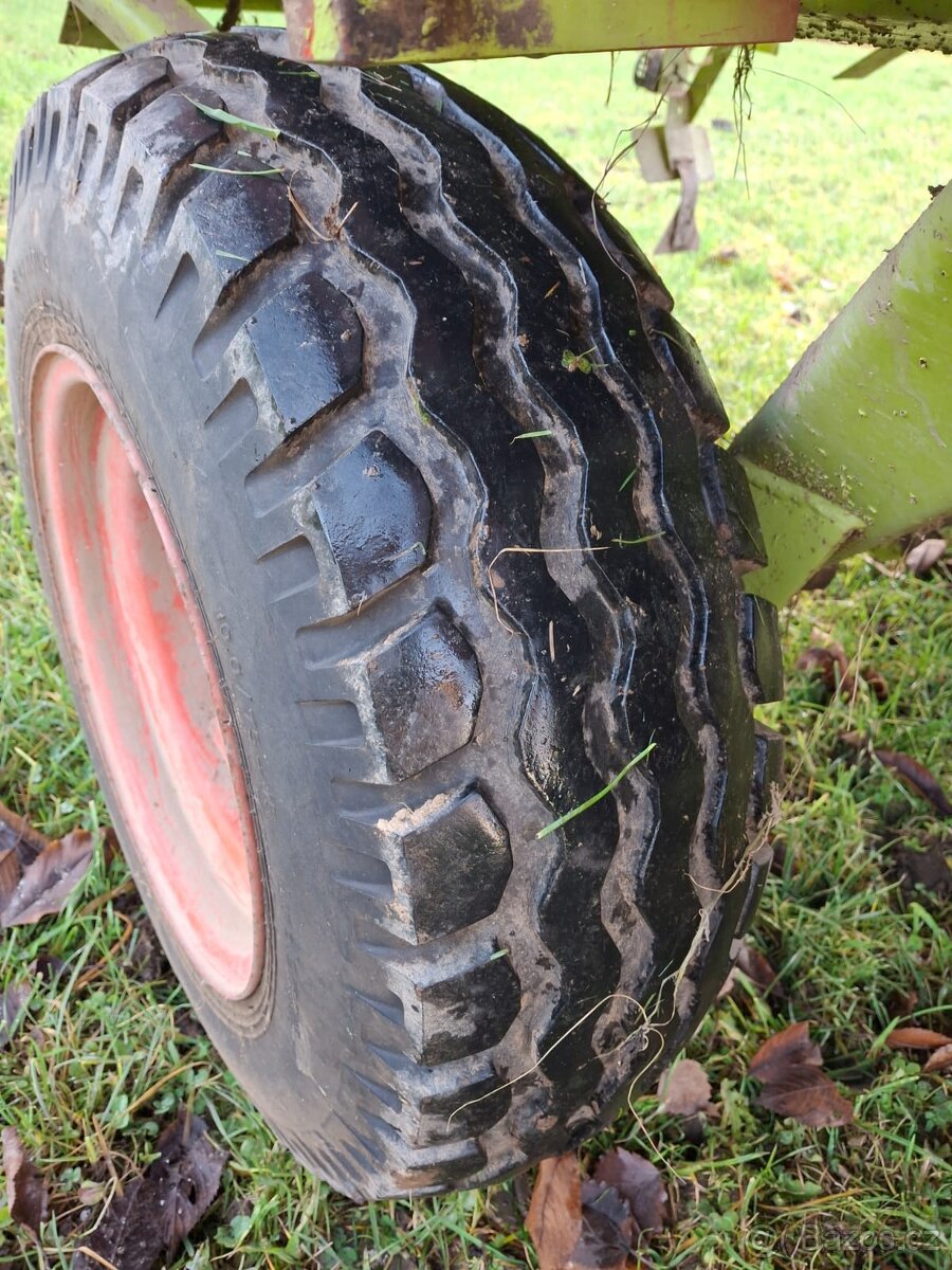 Sběrací vůz Claas Autonom 2.700kg - 5