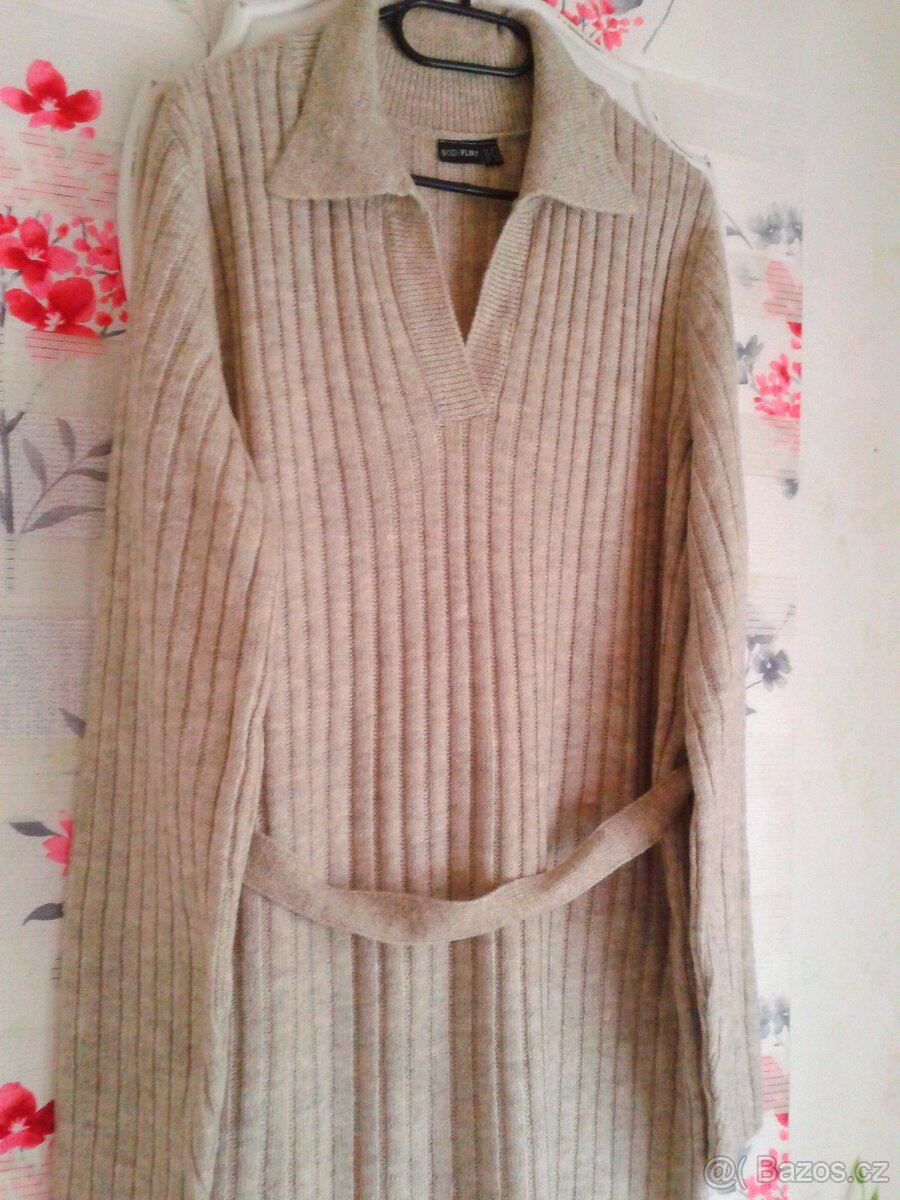 Teplé pletené midi šaty s páskem 48/50 - 5