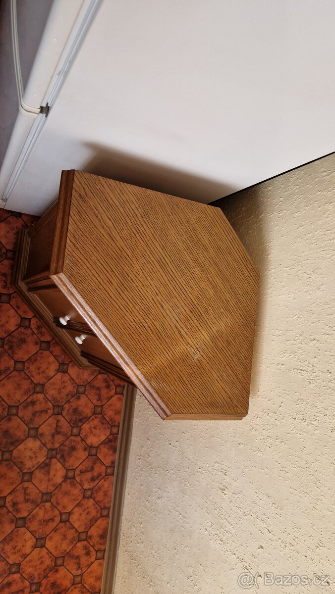 Rohová komoda dřevěná - 5