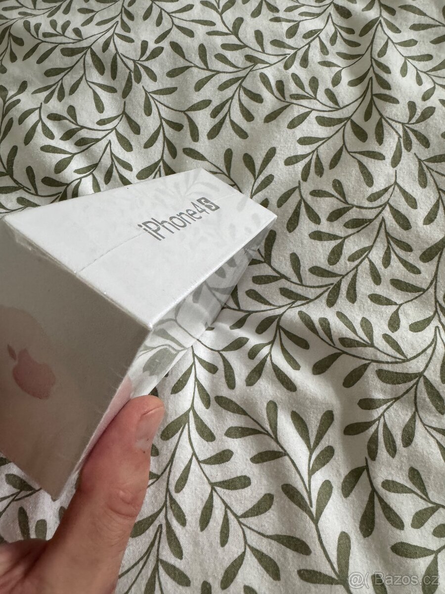 iPhone 4S 32GB bílý zabalený - 5